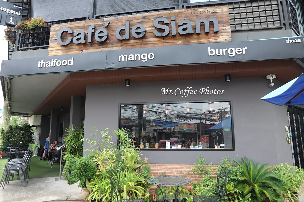【泰國。清邁】《Cafe' de Siam》租機車上山，意外遇見山居仙人 (50).jpg - 旅行走過的咖啡館