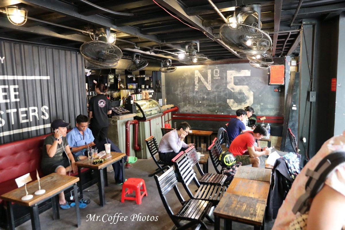IMG_9878.JPG - D10胡志明 3香蕉蛋糕 The Coffee Factory