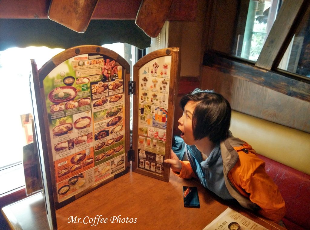 【神戶。中央區】《びっくりドンキー》驚訝驢！像窗戶一樣大的菜單 (80).jpg - 旅行走過的咖啡館